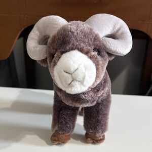 Douglas Cuddle Toys NWT Retired Teton Big Horn Sheep